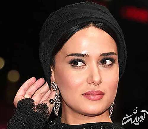 پریناز ایزدیار با یک کیلو آرایش ! - سمیه ابد و یک روز کجا رفت ؟ + عکس